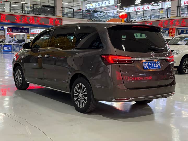 Buick GL8 2023 Land Business Class 652T Luxury - zdjęcie 18