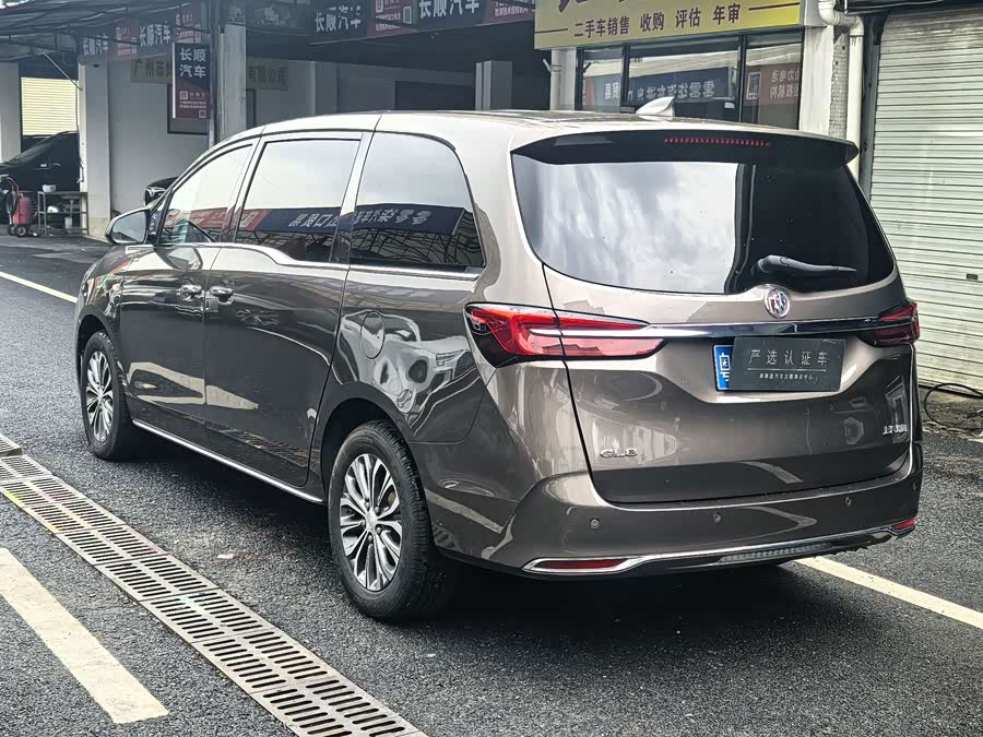 Buick GL8 2023 Land Business Class 652T Luxury - zdjęcie 6
