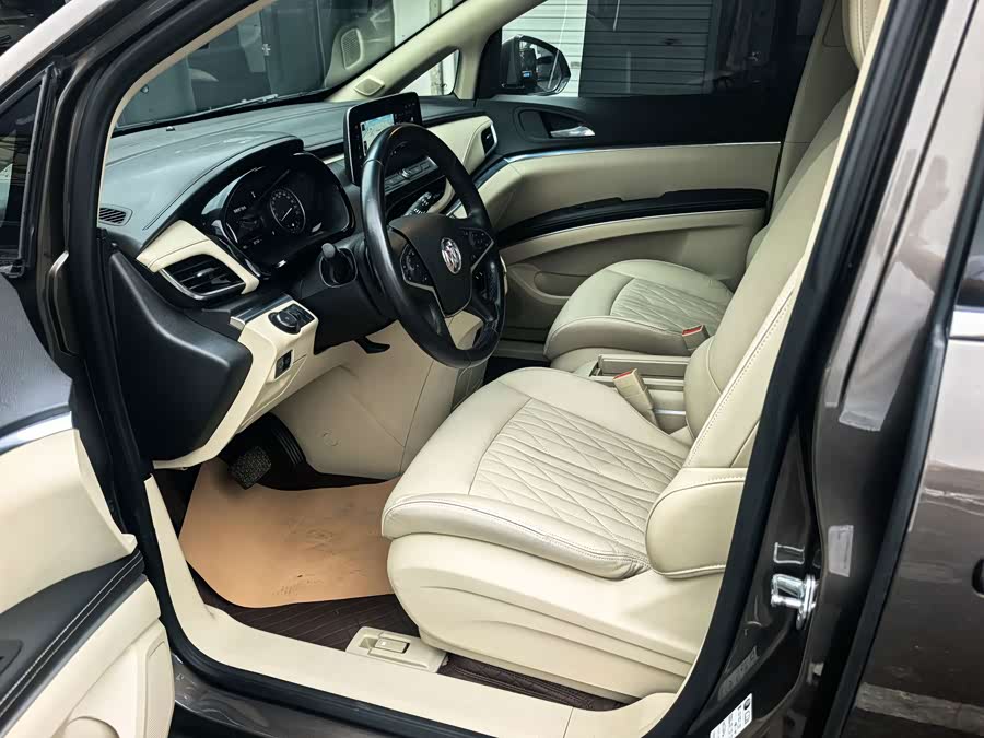 Buick GL8 2023 Land Business Class 652T Luxury - zdjęcie 9