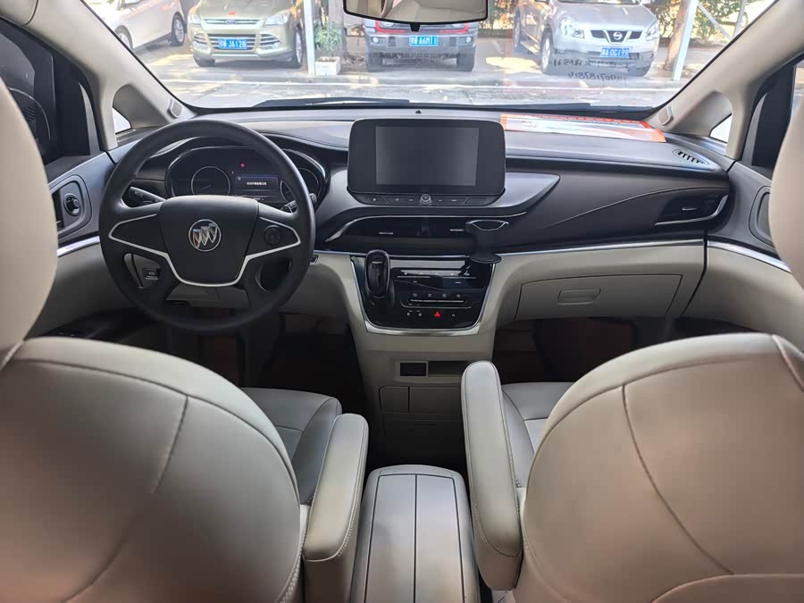 Buick GL8 2023 Land Business Class 652T Luxury - zdjęcie 10
