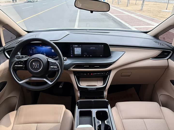 Buick GL8 New Energy 2025 Luxurious Version - zdjęcie 18