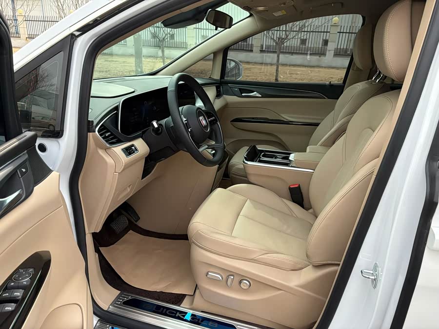 Buick GL8 New Energy 2025 Luxurious Version - zdjęcie 6