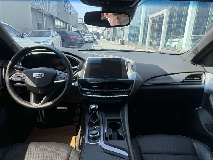 Cadillac CT5 2023 28T Premium - zdjęcie 12