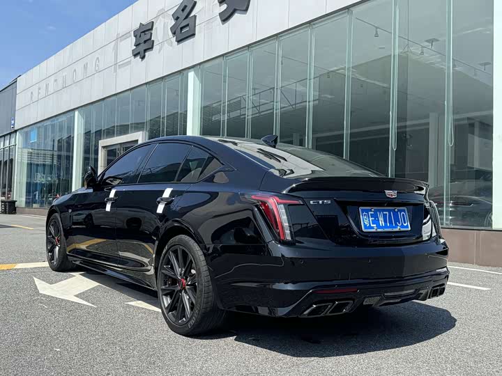 Cadillac CT5 2023 28T Premium - zdjęcie 14