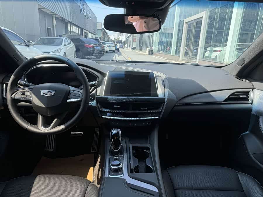 Cadillac CT5 2023 28T Premium - zdjęcie 4