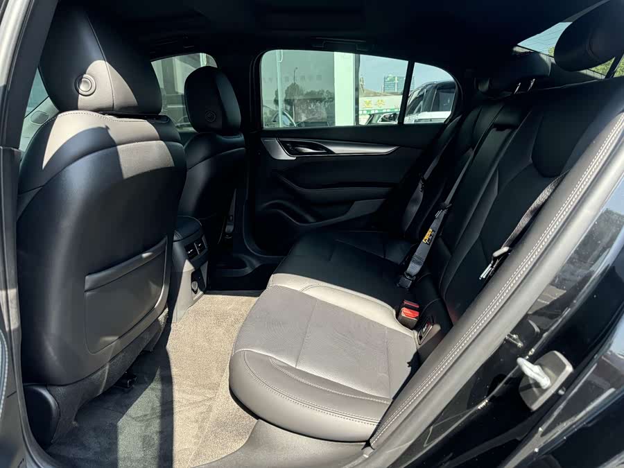 Cadillac CT5 2023 28T Premium - zdjęcie 5