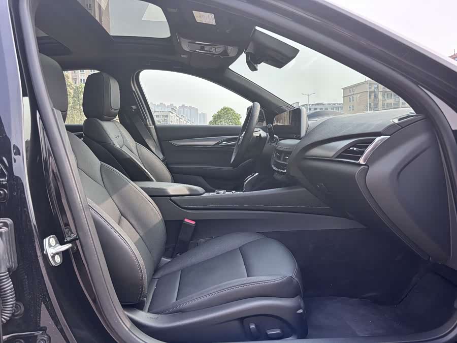 Cadillac CT5 2024 28T Luxury Pro - zdjęcie 5