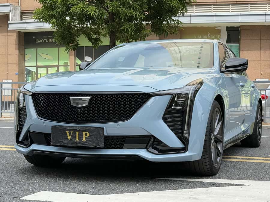 Cadillac CT5 2025 28T Track Performance Edition + Peak Track Package - zdjęcie 1