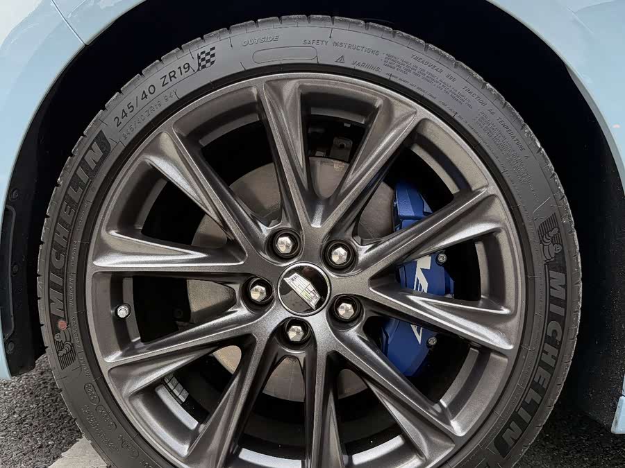 Cadillac CT5 2025 28T Track Performance Edition + Peak Track Package - zdjęcie 12