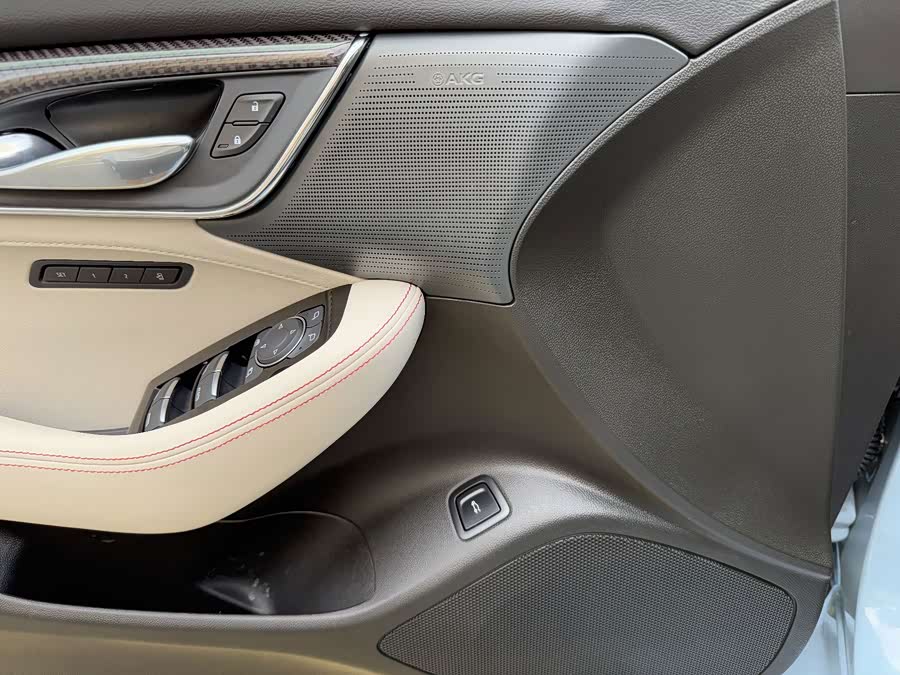 Cadillac CT5 2025 28T Track Performance Edition + Peak Track Package - zdjęcie 10