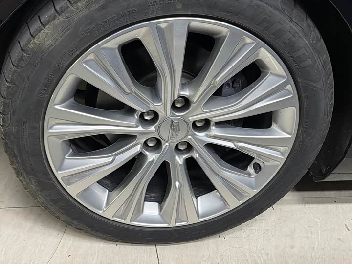 Cadillac CT6 2023 28T Premium - zdjęcie 11
