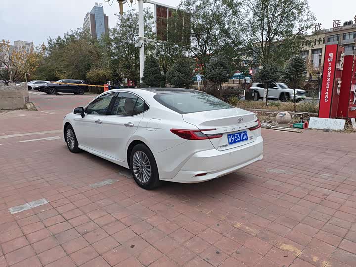 Camry 2024 2.0HG Premium - zdjęcie 16