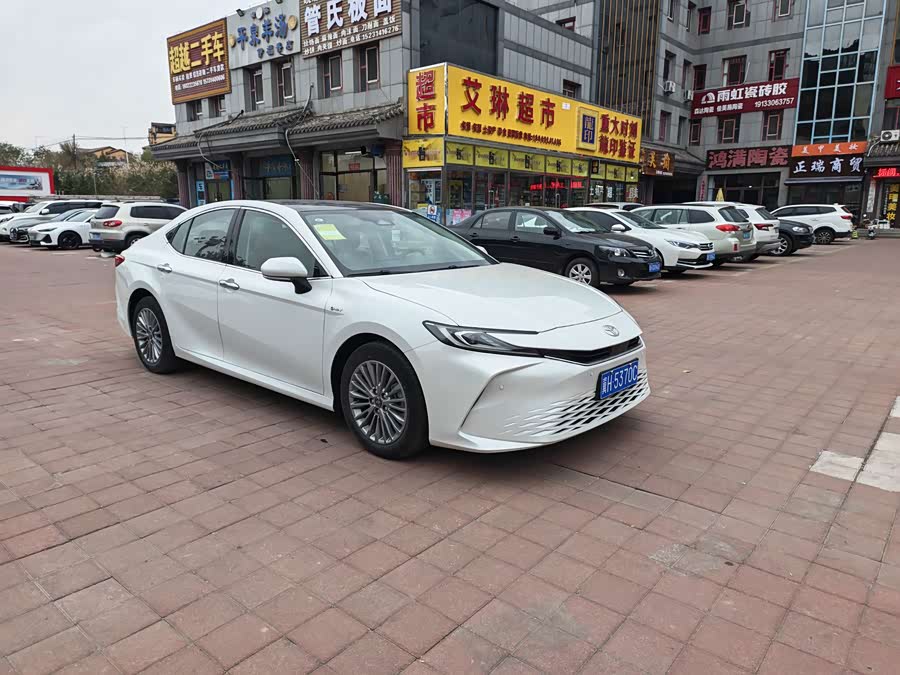Camry 2024 2.0HG Premium - zdjęcie 3