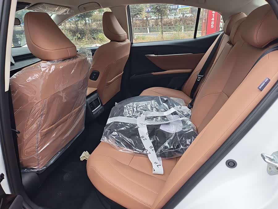 Camry 2024 2.0HG Premium - zdjęcie 6