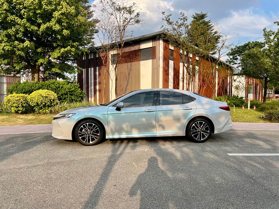 Camry 2024 2.0HG Premium - zdjęcie 6