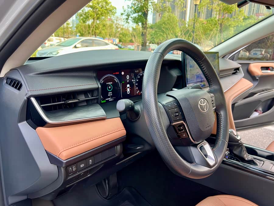 Camry 2024 2.0HG Premium - zdjęcie 10