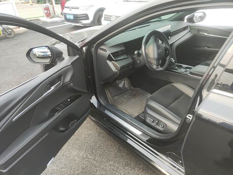 Camry 2024 2.0T Sport - zdjęcie 7