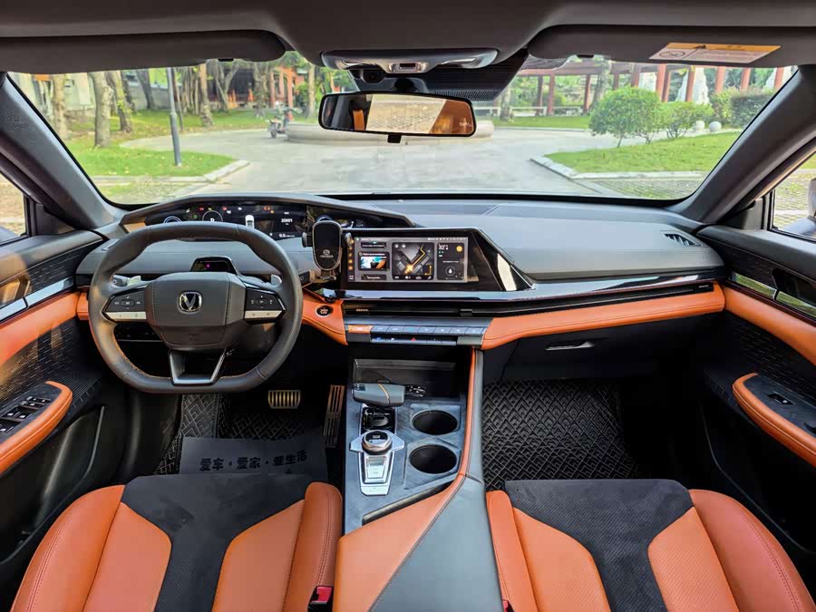 Changan UNI-V 2023 1.5T Sport - zdjęcie 7