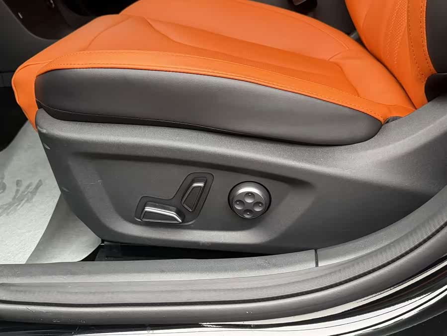 Changan UNI-V 2025 1.5T 500Bar Premium Sports Edition - zdjęcie 14