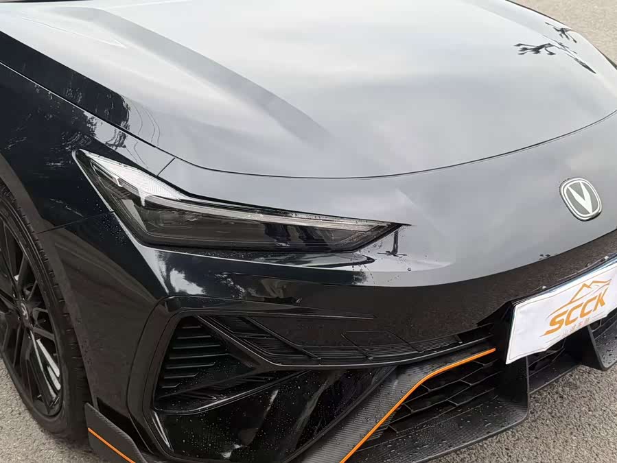 Changan UNI-V 2025 1.5T 500Bar Premium Sports Edition - zdjęcie 4