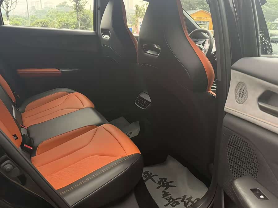 Changan UNI-V 2025 1.5T 500Bar Premium Sports Edition - zdjęcie 9