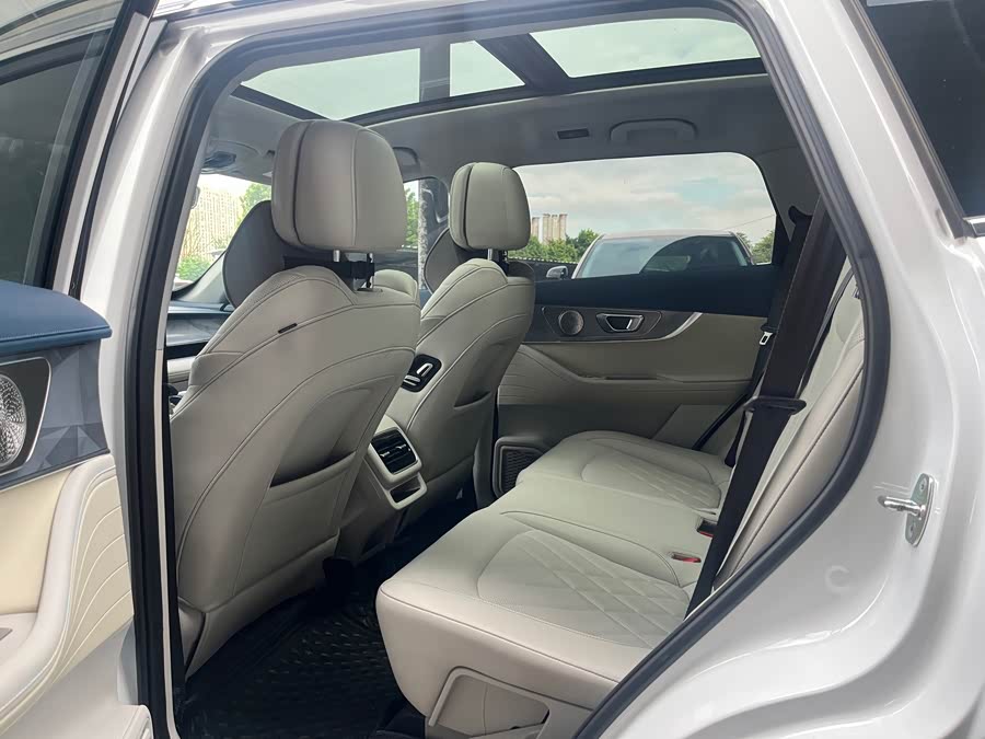 Chery Tiggo 8 PRO 2023 1.5T Enjoy Edition - zdjęcie 7