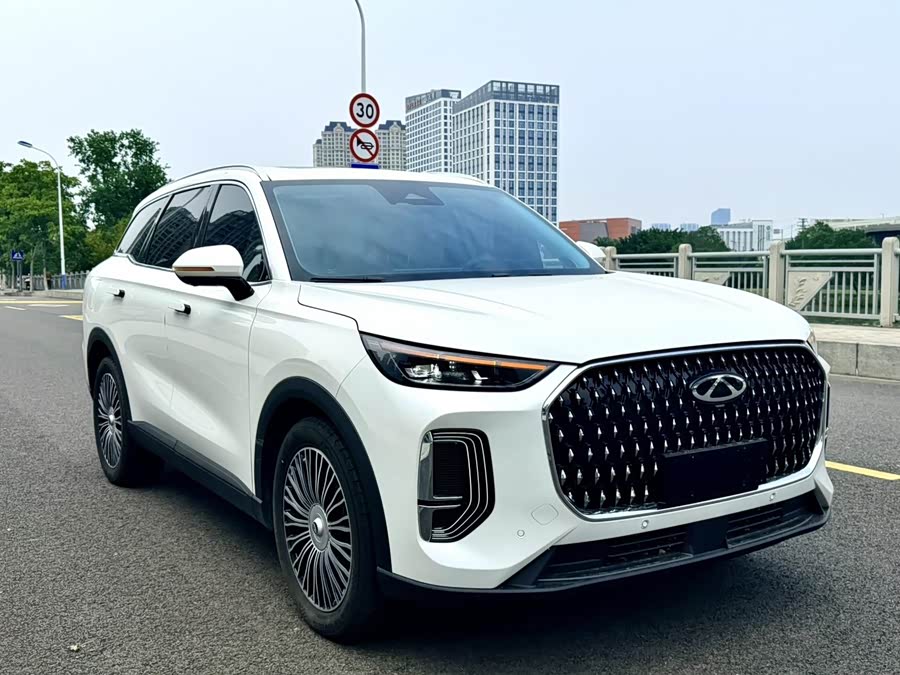 Chery Tiggo 8L 2024 2.0T 2WD Premium 5-Seater - zdjęcie 3