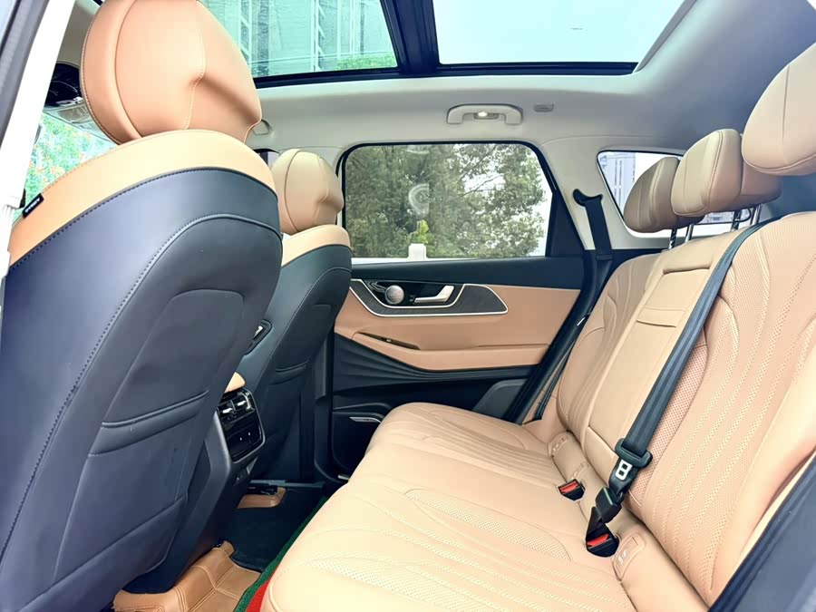 Chery Tiggo 8L 2024 2.0T 2WD Premium 5-Seater - zdjęcie 10