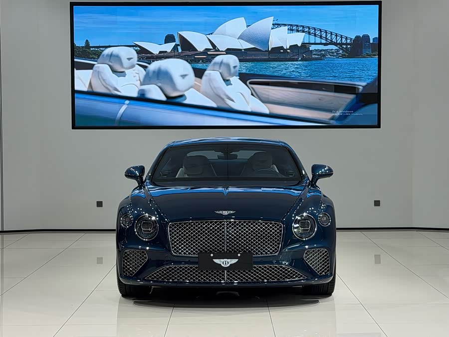 Continental 2022 4.0T GT V8 - zdjęcie 2