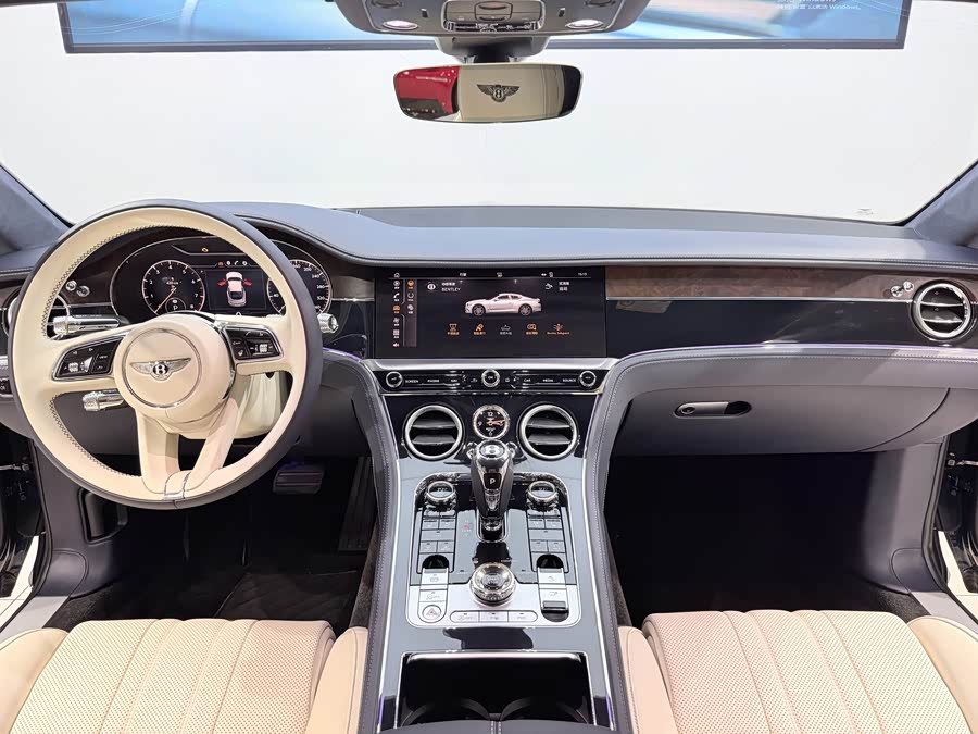Continental 2022 4.0T GT V8 - zdjęcie 6