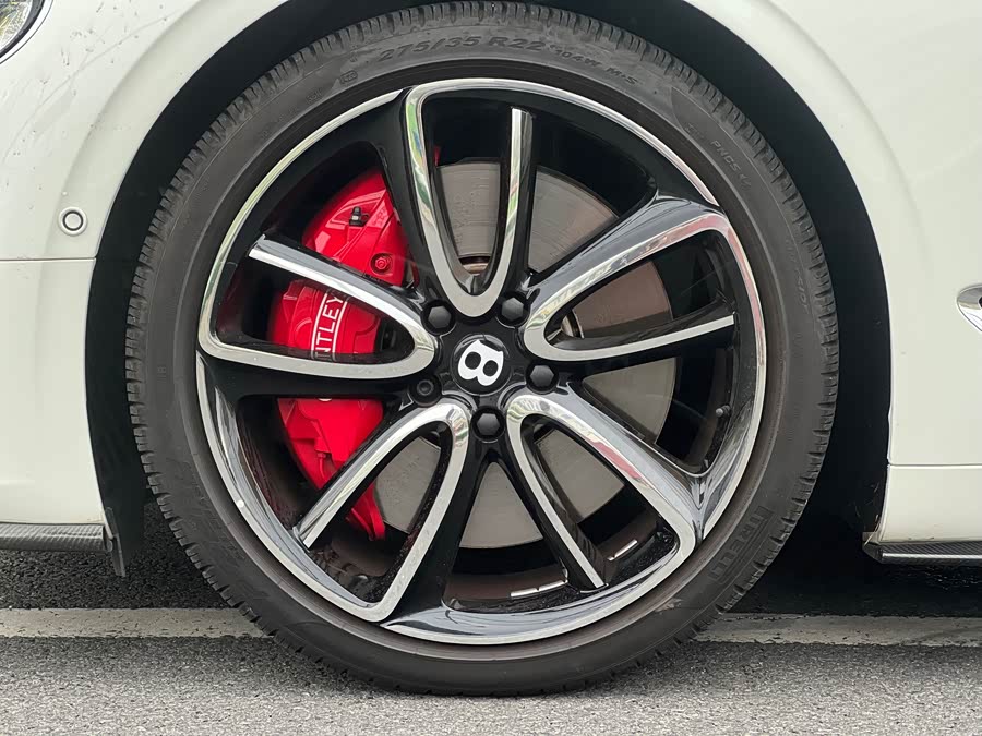 Continental 2022 4.0T GT V8 - zdjęcie 8
