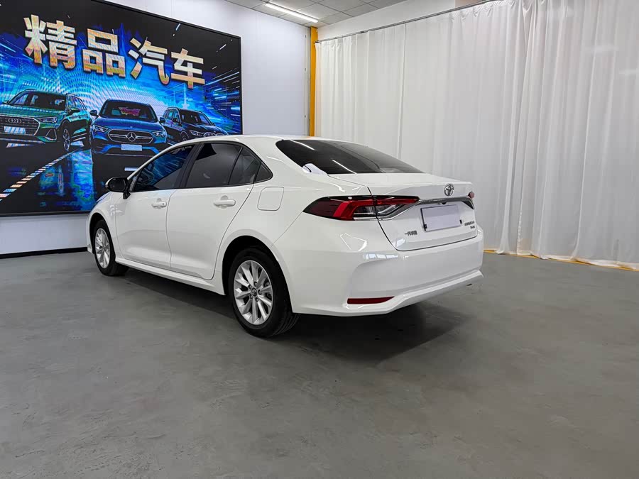 Corolla 2021 1.2T S-CVT Elite Plus - zdjęcie 4