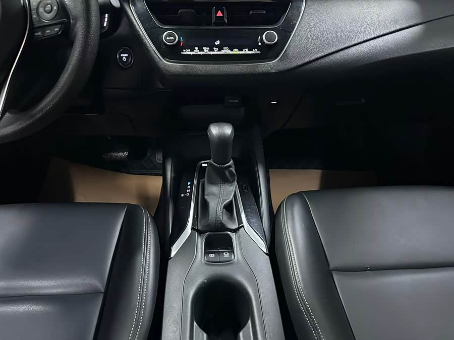 Corolla 2024 1.8L Intelligent Electric Hybrid Pioneer Edition - zdjęcie 13
