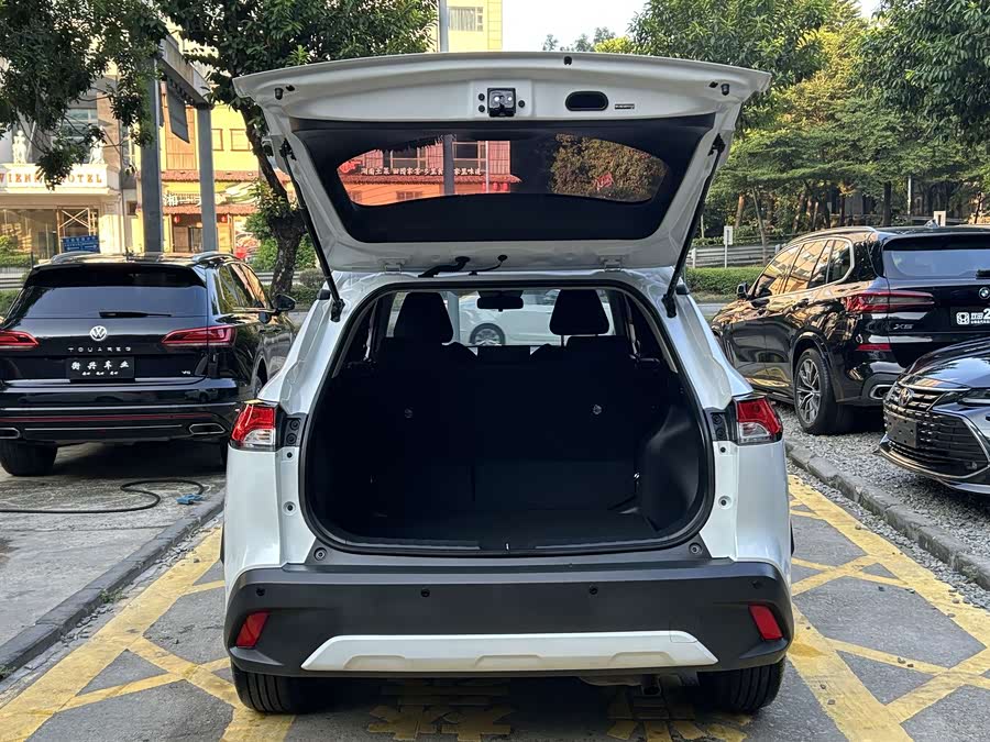 Corolla Cross 2024 2.0L Pioneer Edition - zdjęcie 12