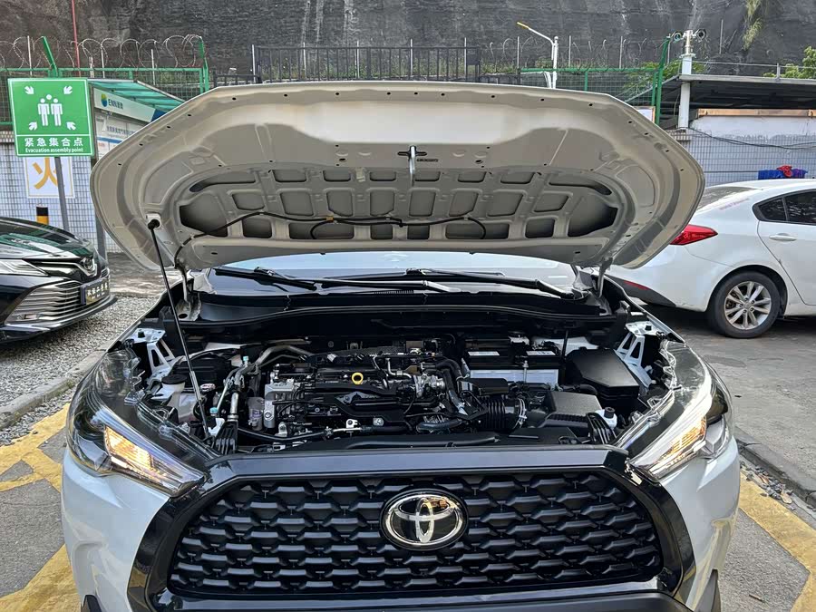 Corolla Cross 2024 2.0L Pioneer Edition - zdjęcie 14