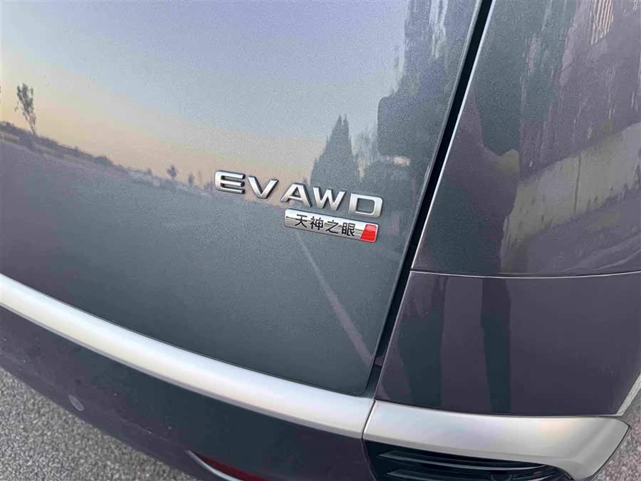 D9 2025 EV Smart Driving 600 4WD Premium - zdjęcie 19