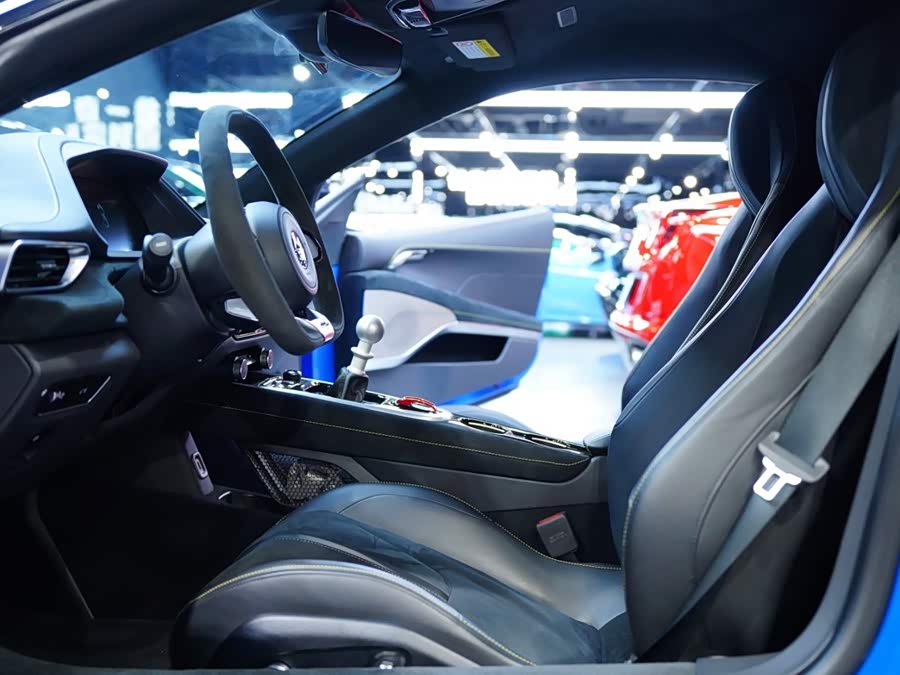 EMIRA 2022 3.5T V6 Manual First Edition - zdjęcie 20