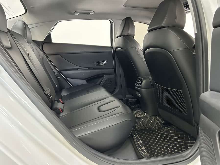 Elantra 2023 1.5L CVT GLX Elite - zdjęcie 13