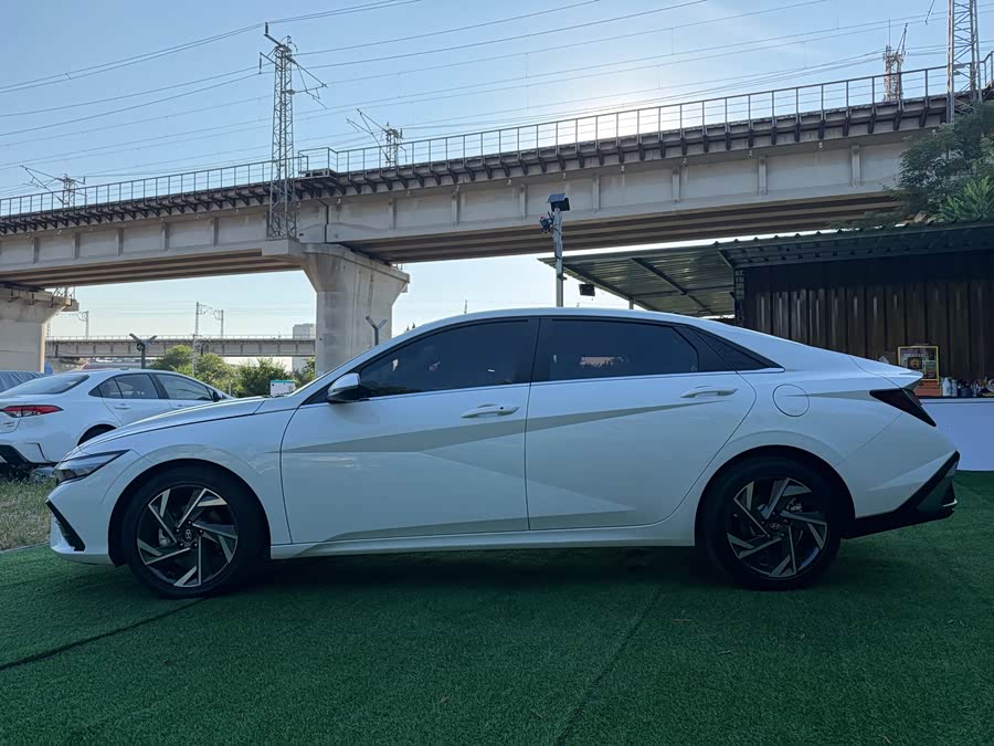 Elantra 2023 1.5L CVT GLX Elite - zdjęcie 7