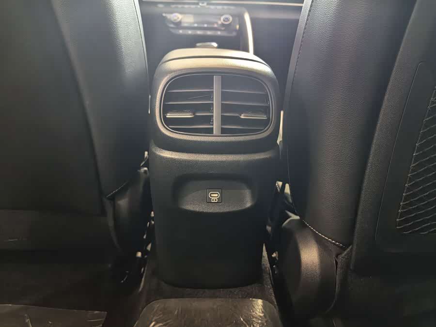 Elantra 2023 1.5L CVT LUX Premium Edition - zdjęcie 11