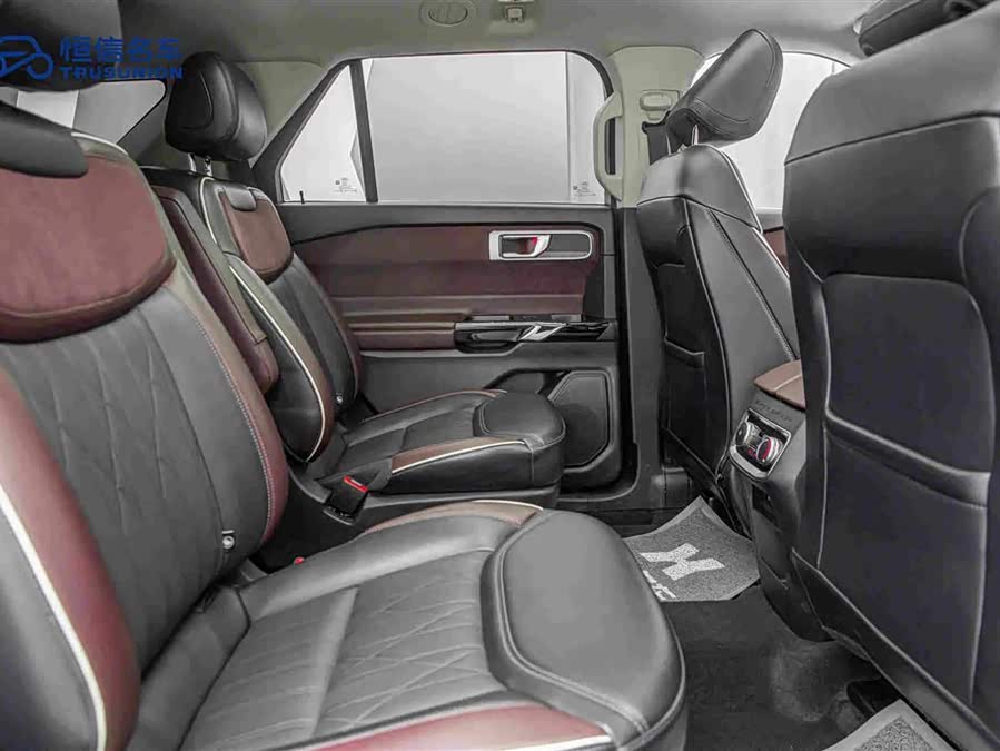 Explorer 2023 EcoBoost 285 4WD Titanium Edition 6-seater - zdjęcie 16