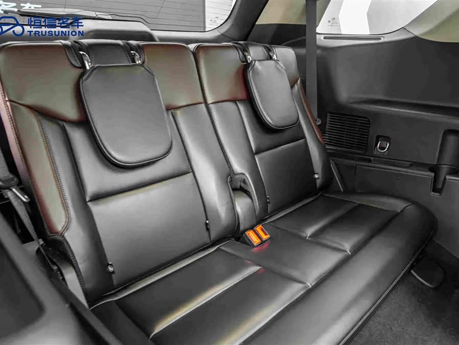 Explorer 2023 EcoBoost 285 4WD Titanium Edition 6-seater - zdjęcie 17