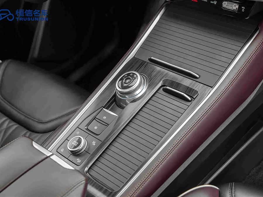 Explorer 2023 EcoBoost 285 4WD Titanium Edition 6-seater - zdjęcie 20