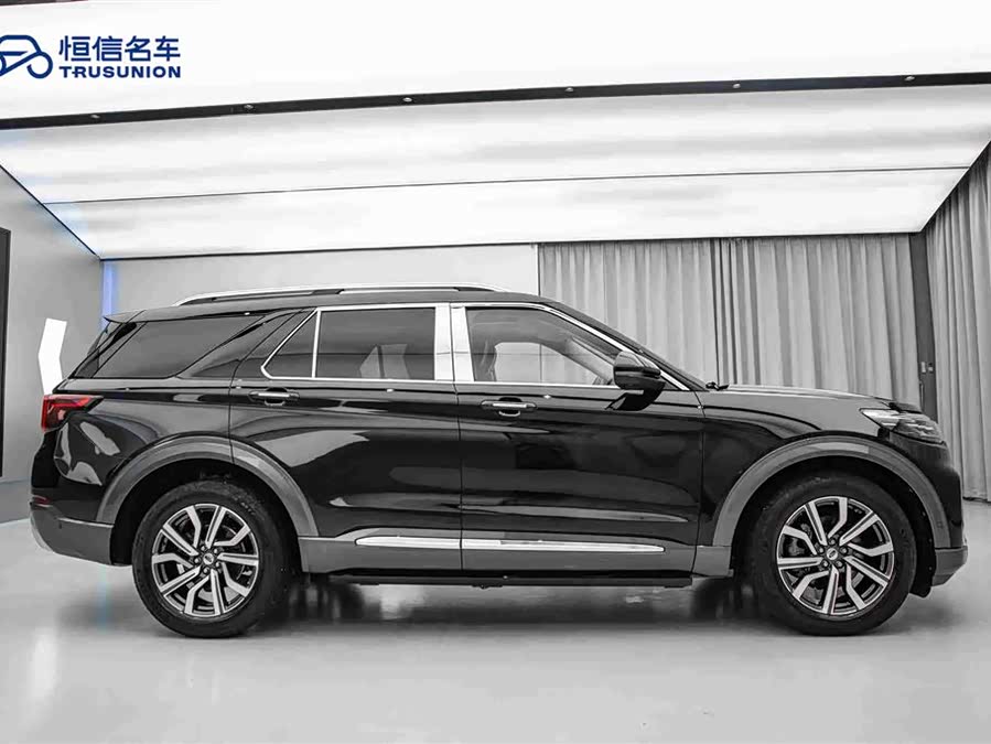 Explorer 2023 EcoBoost 285 4WD Titanium Edition 6-seater - zdjęcie 4