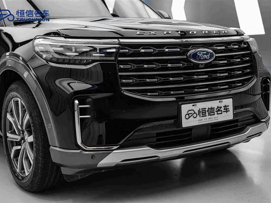 Explorer 2023 EcoBoost 285 4WD Titanium Edition 6-seater - zdjęcie 9