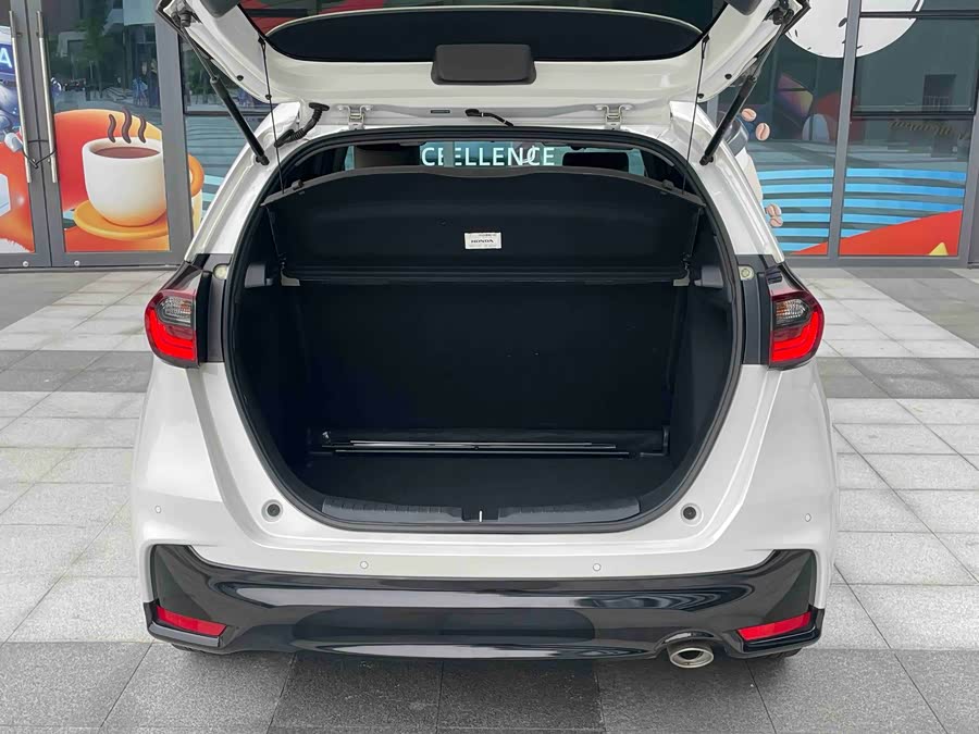 Fit 2023 1.5L CVT Sport - zdjęcie 18