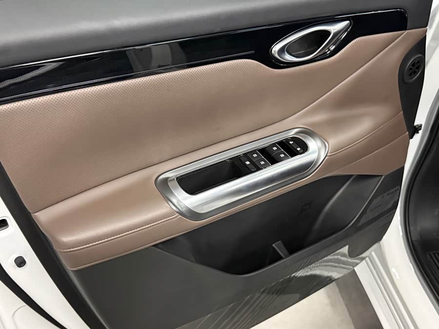 GAC E8 2024 Glory Series 2.0L Intelligent - zdjęcie 9