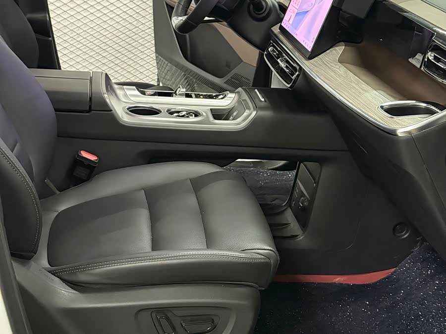 GAC E8 2024 Glory Series 2.0L Intelligent - zdjęcie 10