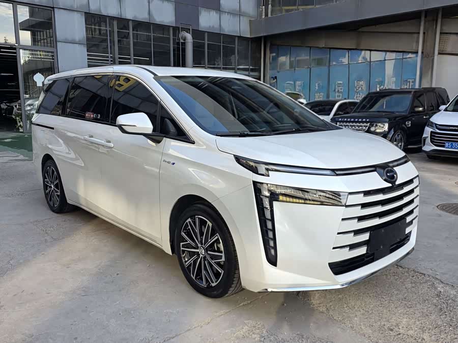 GAC E8 PHEV 2024 150km MAX - zdjęcie 3