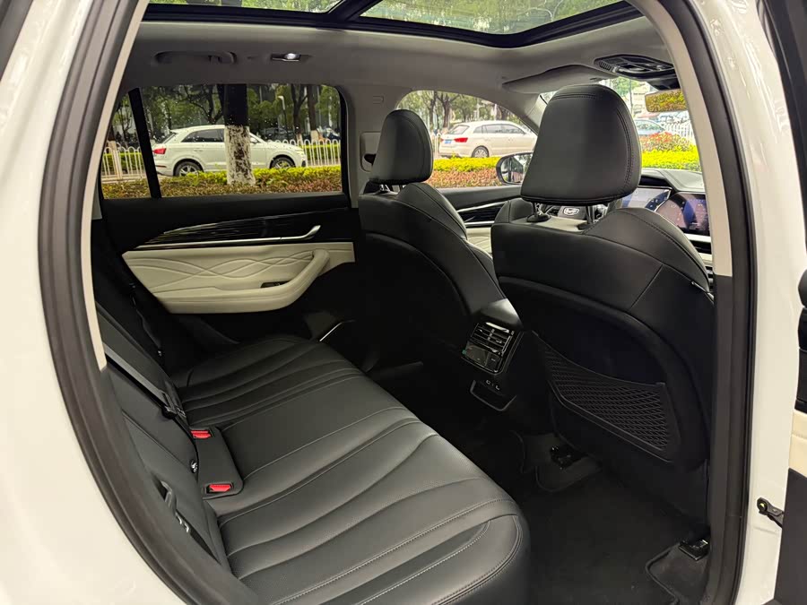 Geely Xingyue L 2024 2.0TD High Power Auto 2WD Skyline - zdjęcie 12